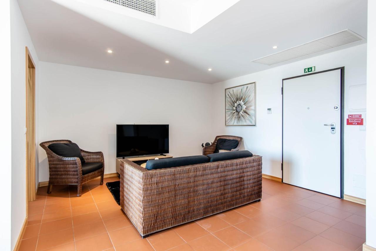 Superbe Appartement Spacieux Avec Terrasse Vue Piscine Vilamoura Dış mekan fotoğraf